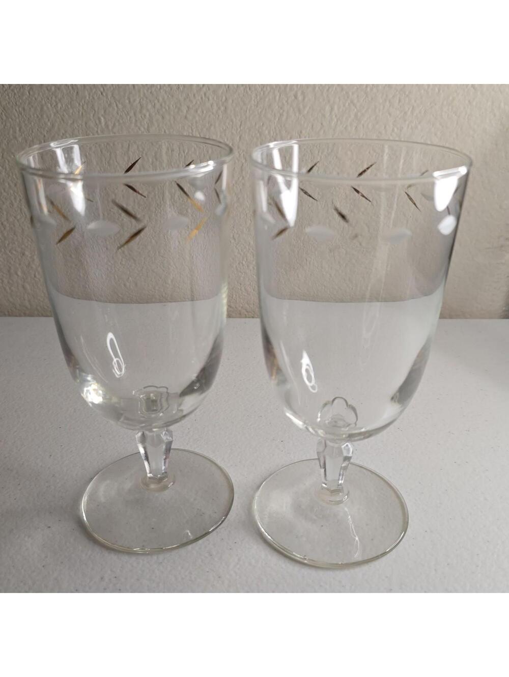 Set of 2 Vintage Libbey "Windswept" Etched Leaf Iced Tea Glasses